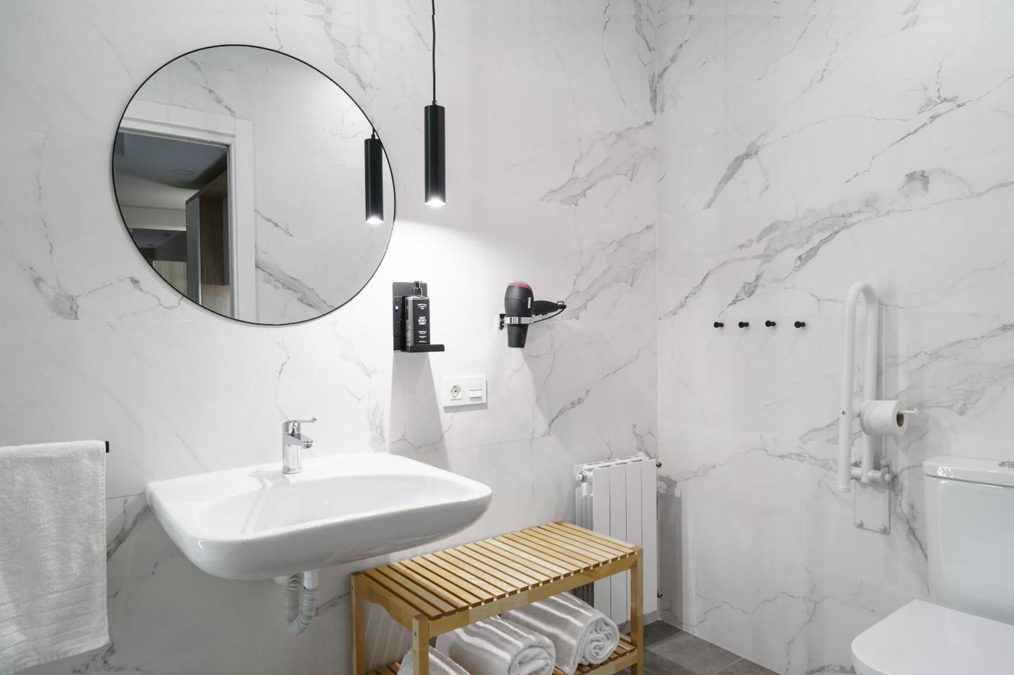 Limehome Bilbao Tristan De Leguizamon Kalea Phòng bức ảnh